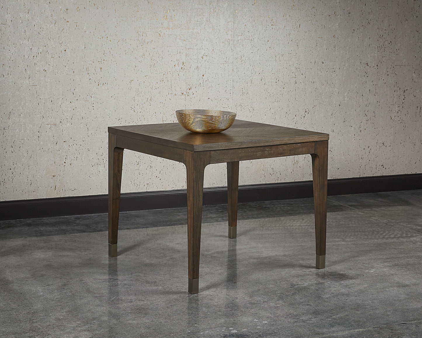 NAHLA JADEN DINING TABLE - 35.5"