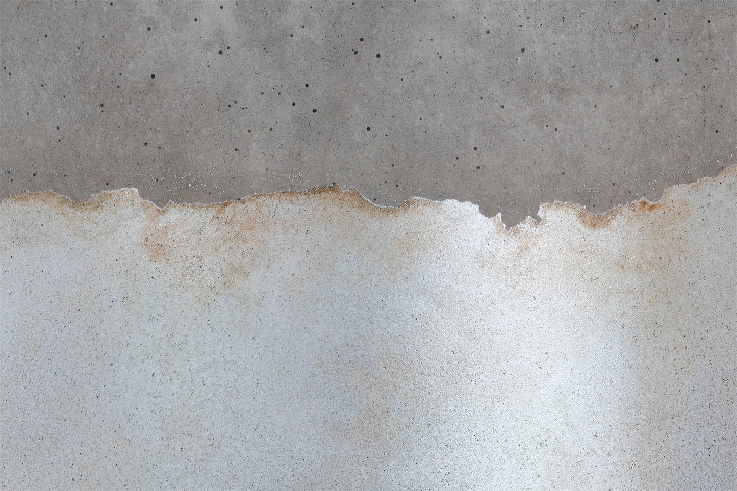 NAHLA ARIES END TABLE - SILVER