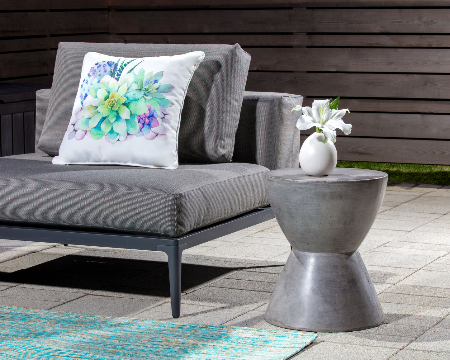 NAHLA LOGAN END TABLE - GREY