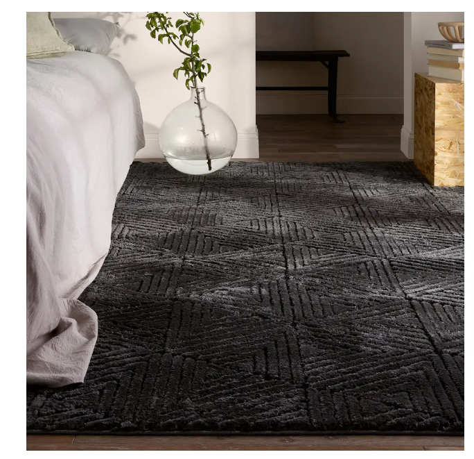 CALIX Triangle Pattern Rugs