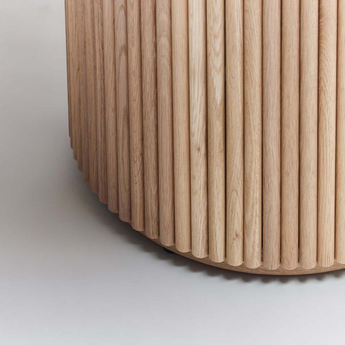 LAUREL OVAL DINING TABLE