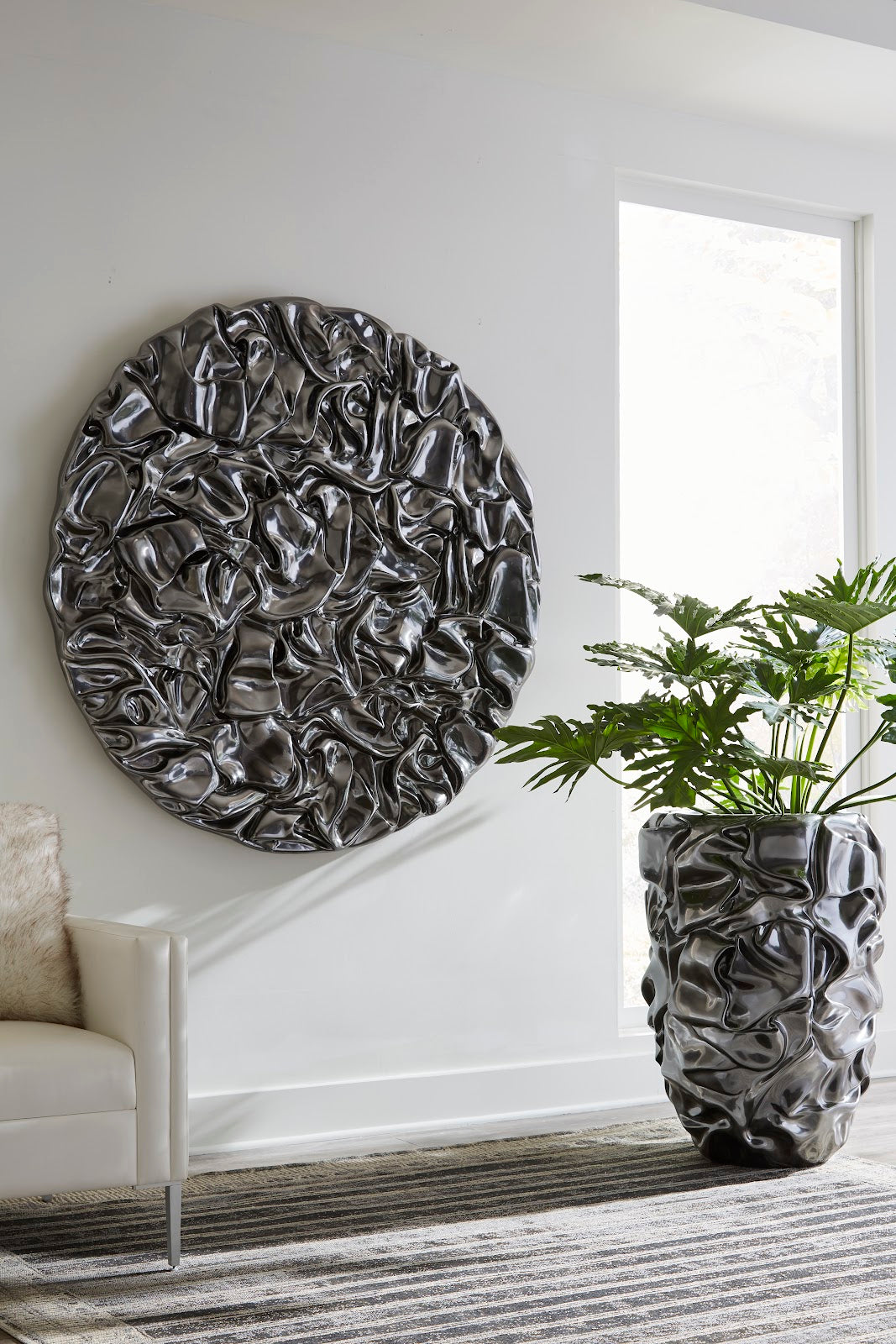 Drape Wall Art, Round, Liquid Silver
