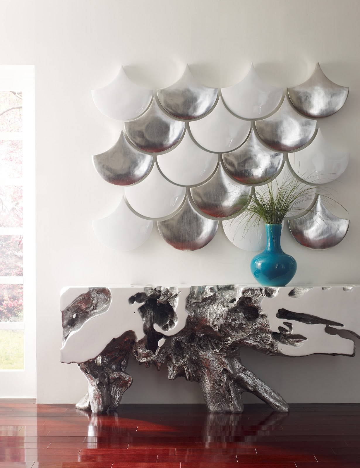 Scales Wall Tiles, Glossy White, Set of 3