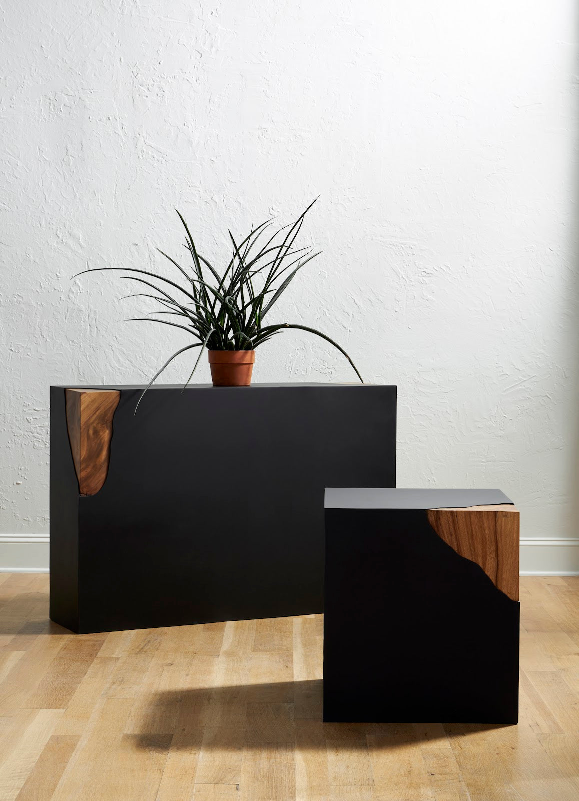Cornered Console Table, Natural, Iron