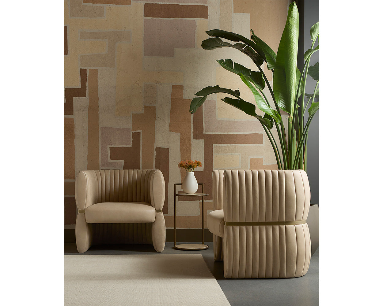 Tryor Lounge Chair