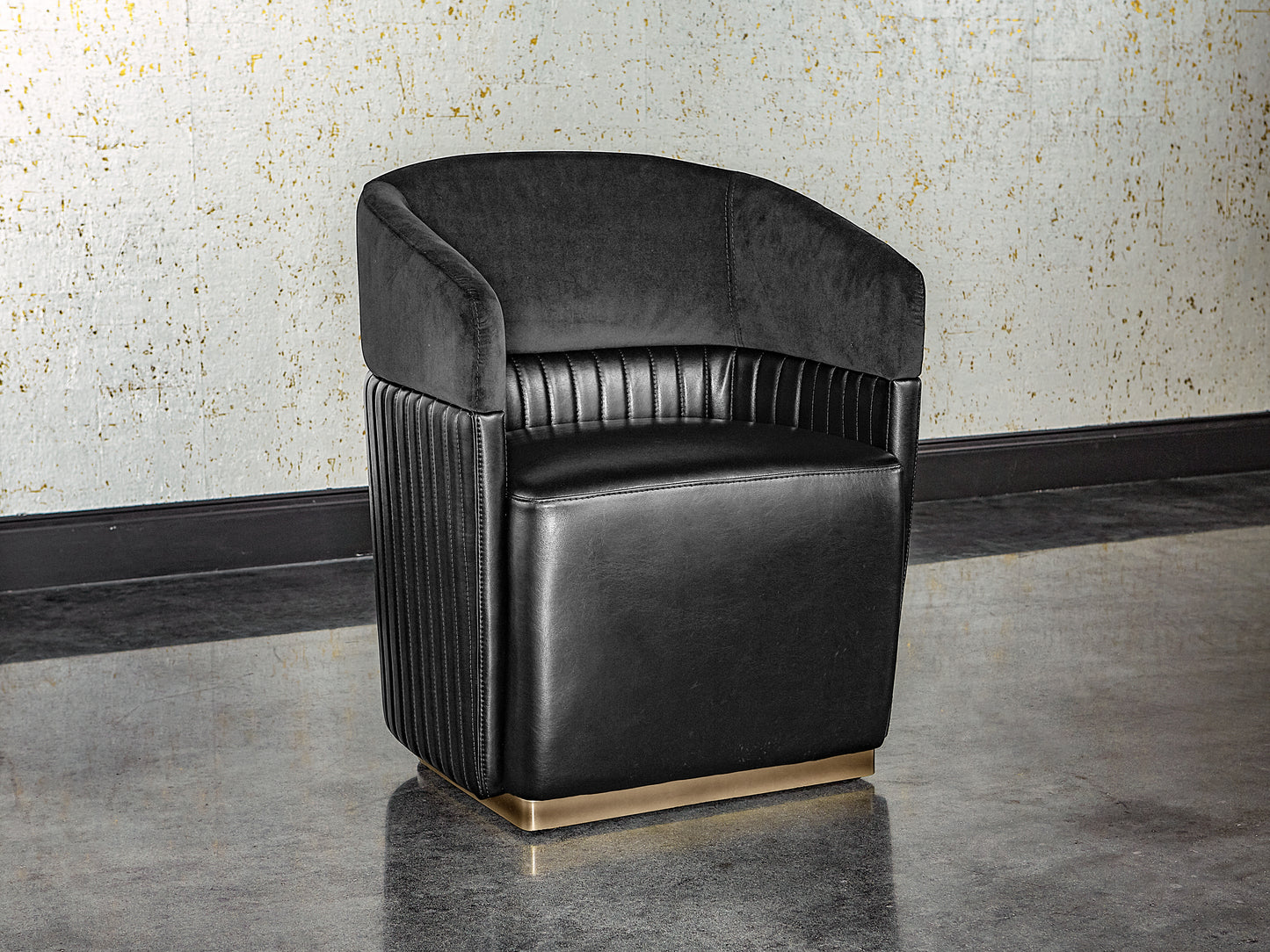 NAHLA GENVAL WHEELED LOUNGE CHAIR - ABBINGTON BLACK / CANTINA BLACK