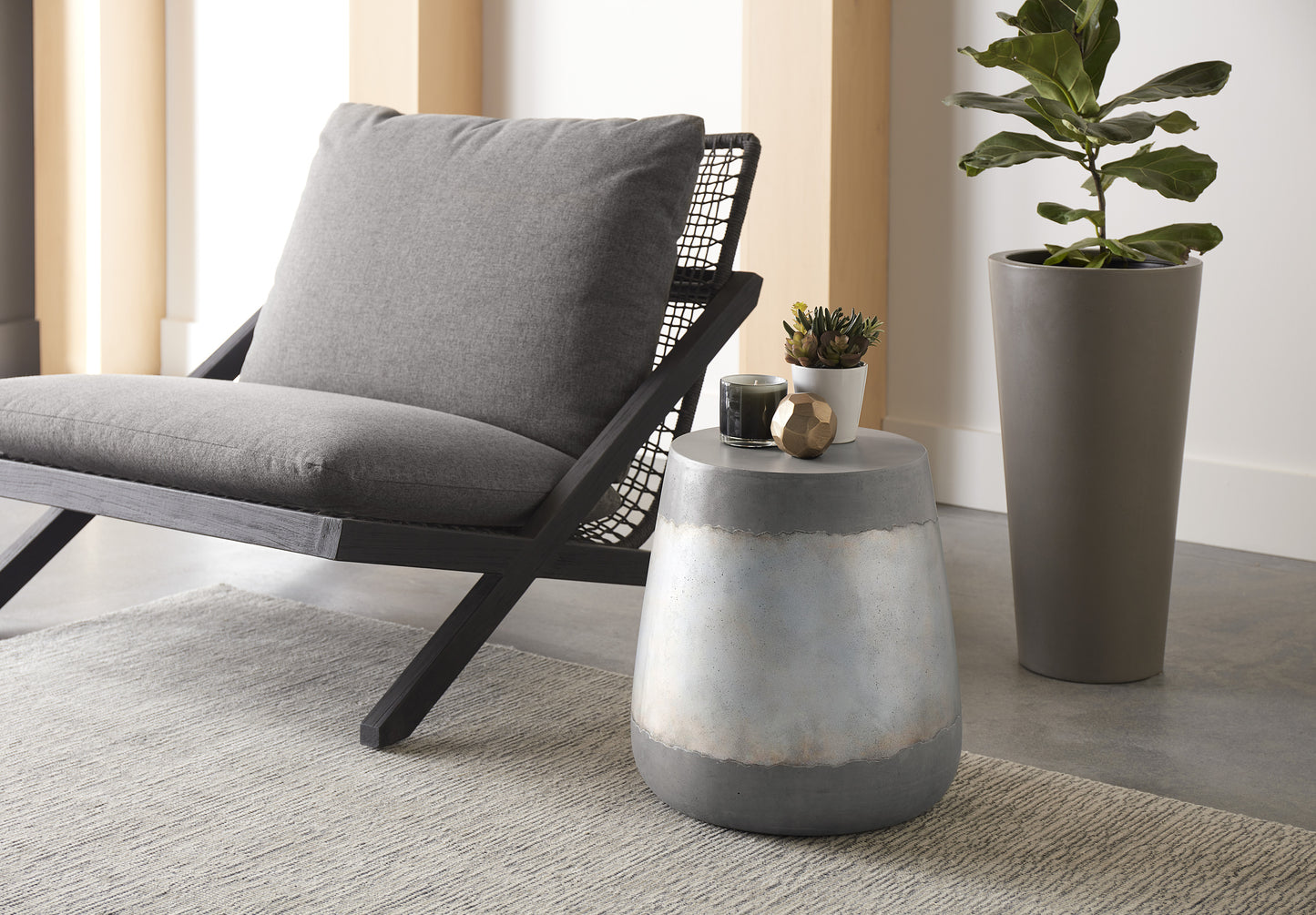 NAHLA ARIES END TABLE - SILVER