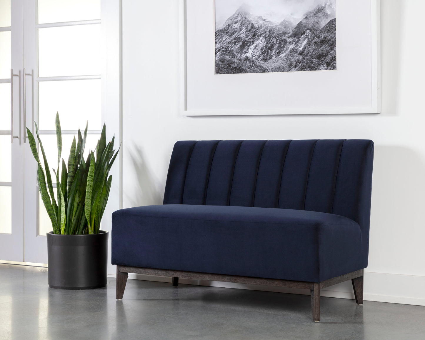 NAHLA KOSOVO BANQUETTE - BROWN - ABBINGTON NAVY