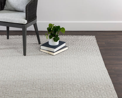 NAHLA INGRID HAND-KNOTTED RUG - GREY / IVORY - 5' X 8'