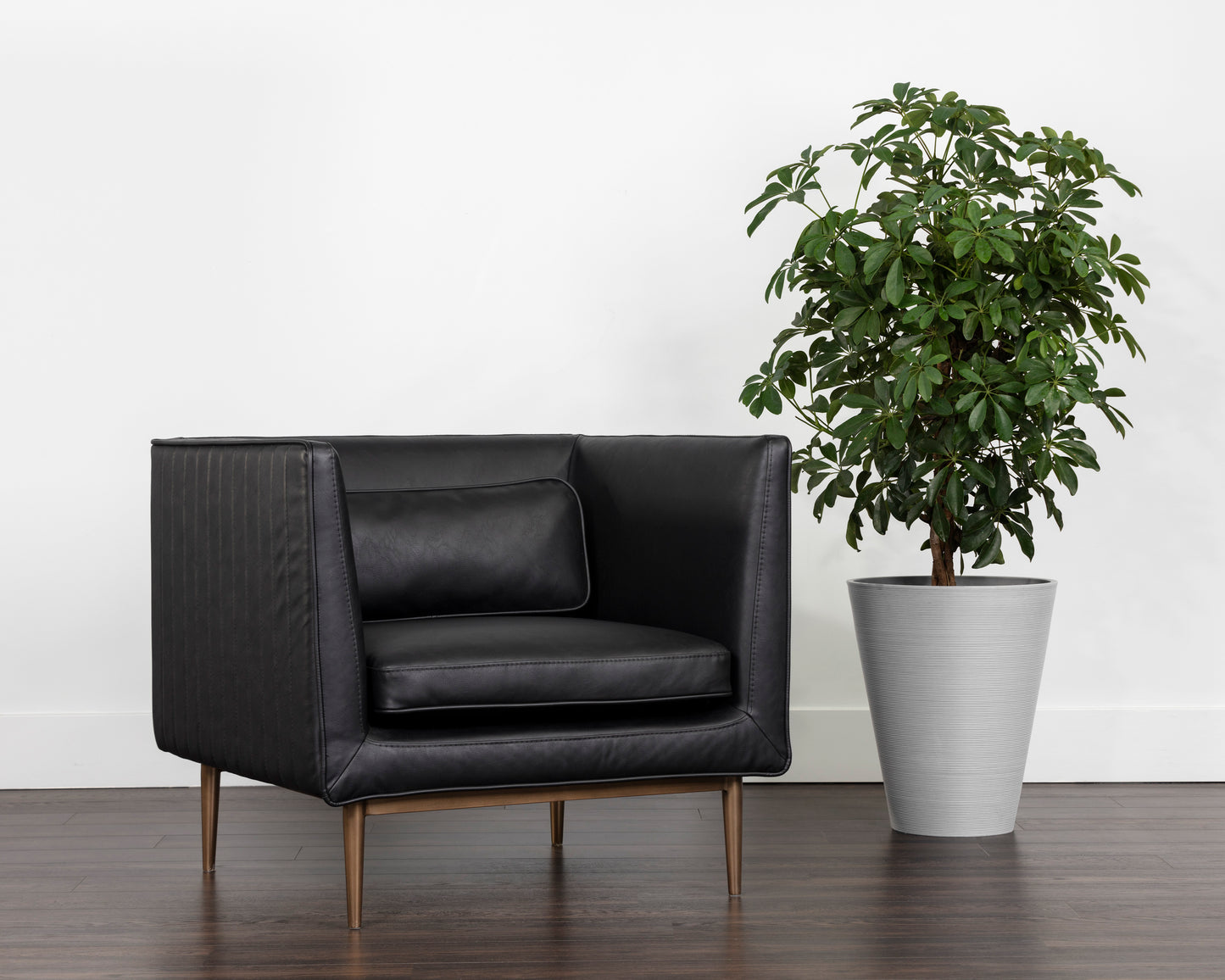 NAHLA BATAVIA ARMCHAIR - VINTAGE BLACK