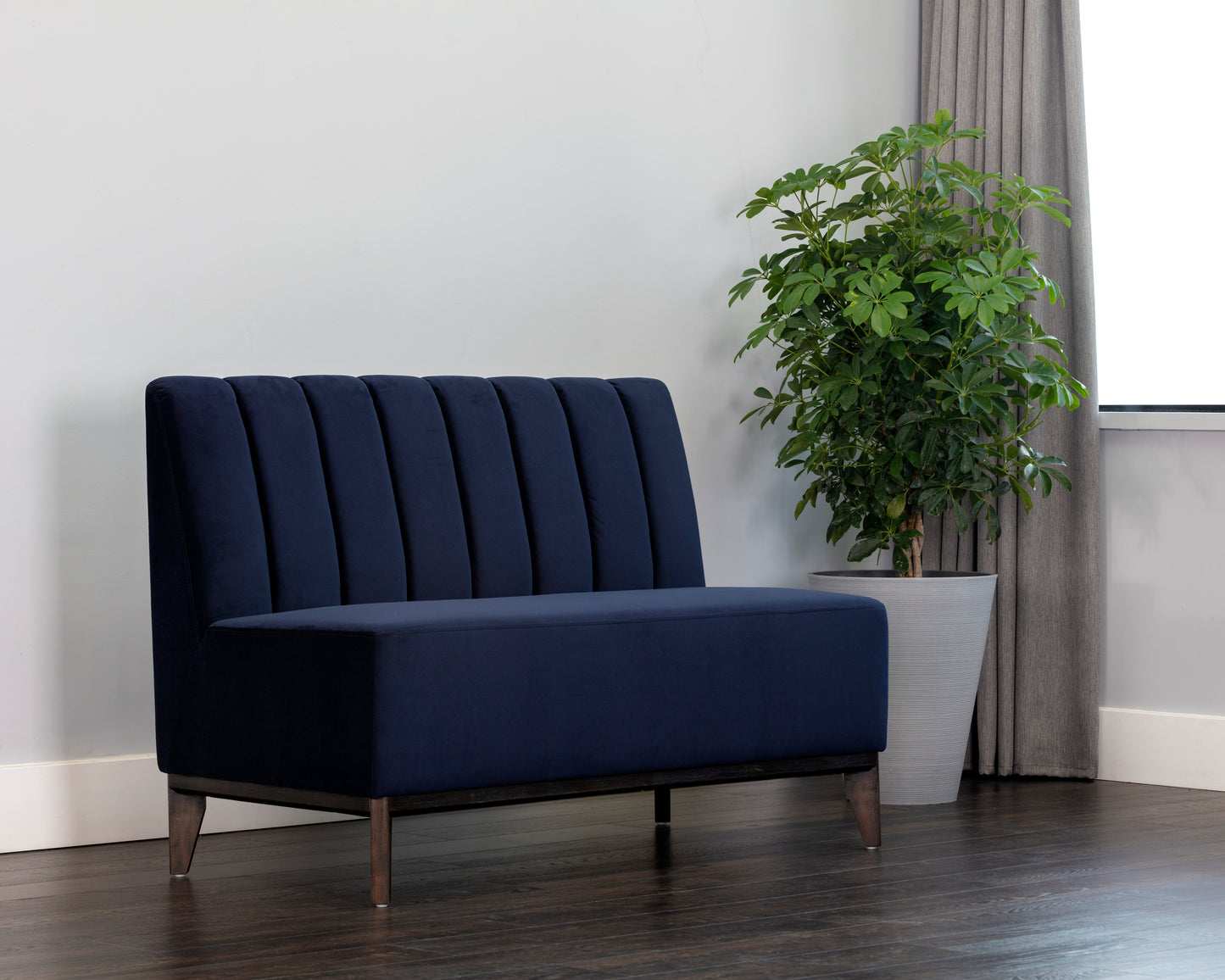NAHLA KOSOVO BANQUETTE - BROWN - ABBINGTON NAVY