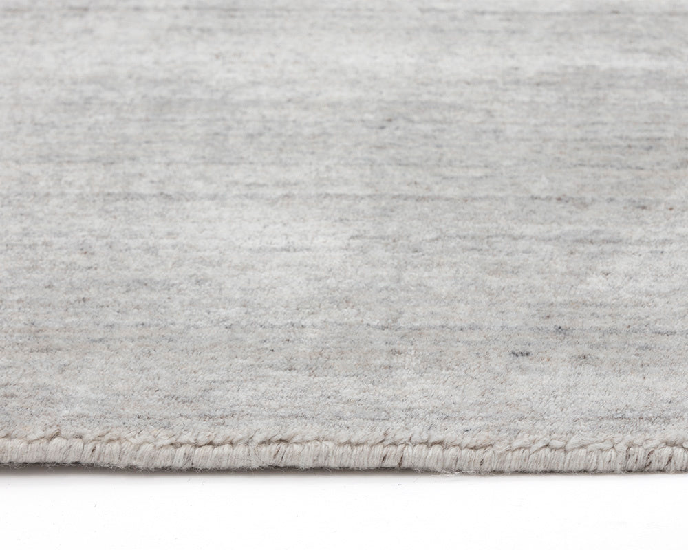 NAHLA ALASKA HAND-LOOMED RUG - GREY / IVORY - 8' X 10'