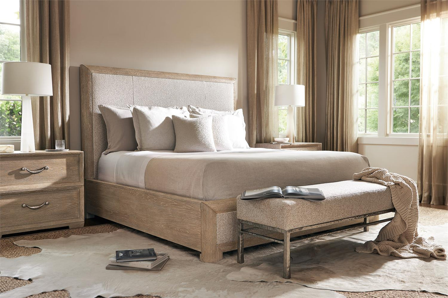 Aventura Panel Bed