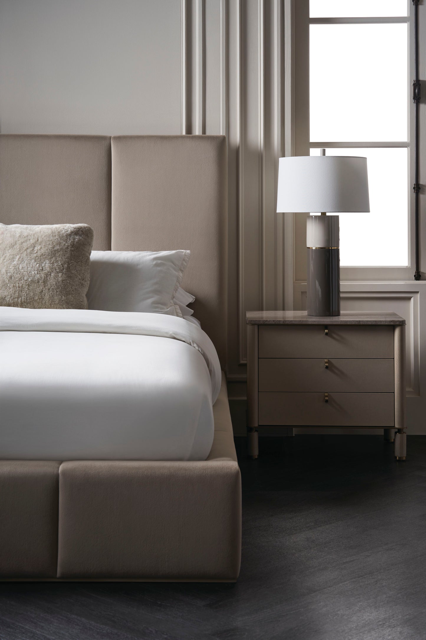 BALANCE BED - KING
