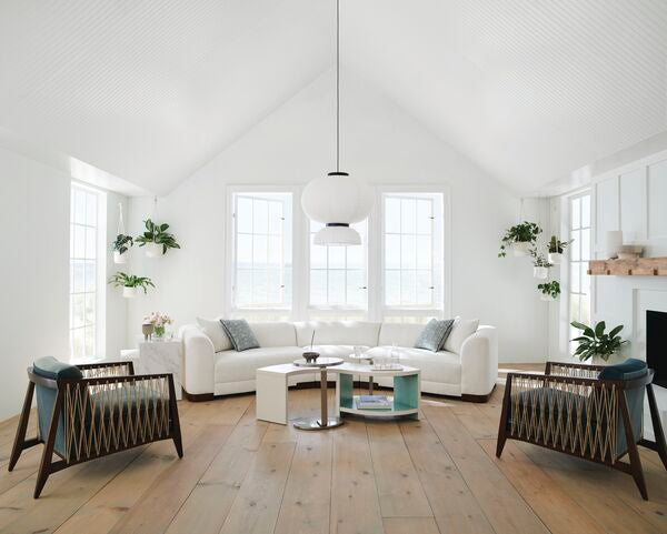LOUNGE AROUND
