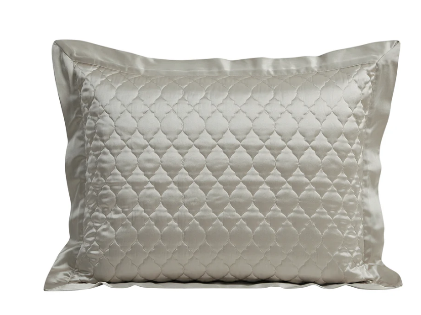 HIGH SHINE SATIN QUATREFOIL QUILT PILLOW SHAM SET