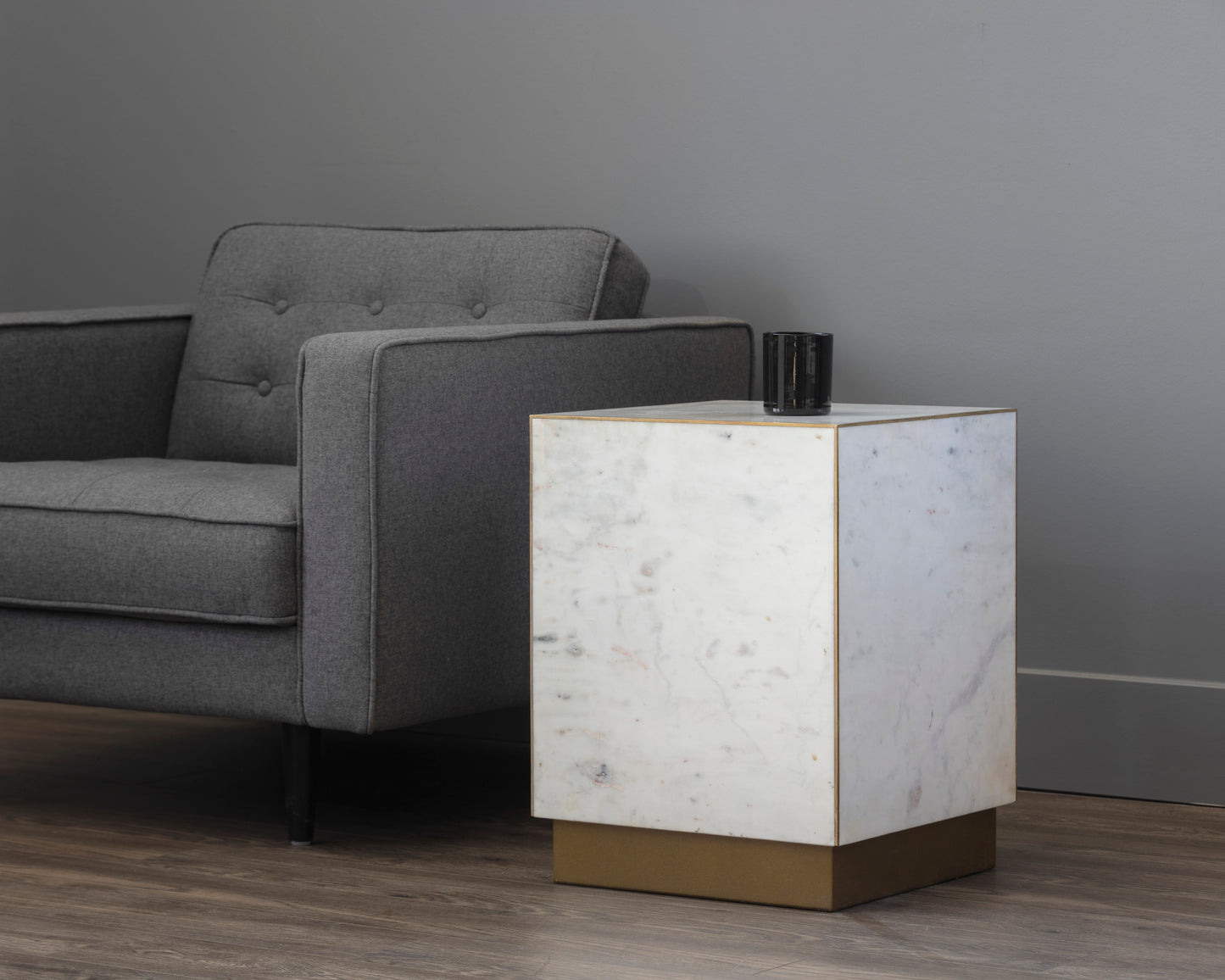 NAHLA DAINES END TABLE - WHITE MARBLE