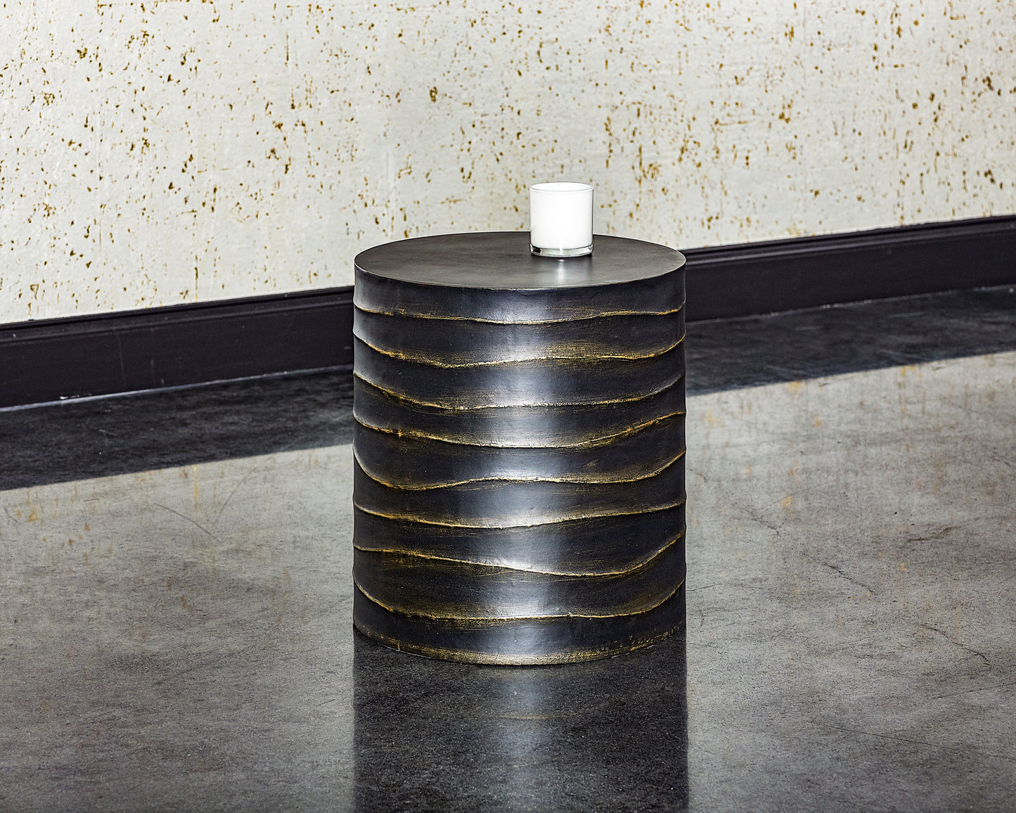 NAHLA COREY END TABLE - BLACK