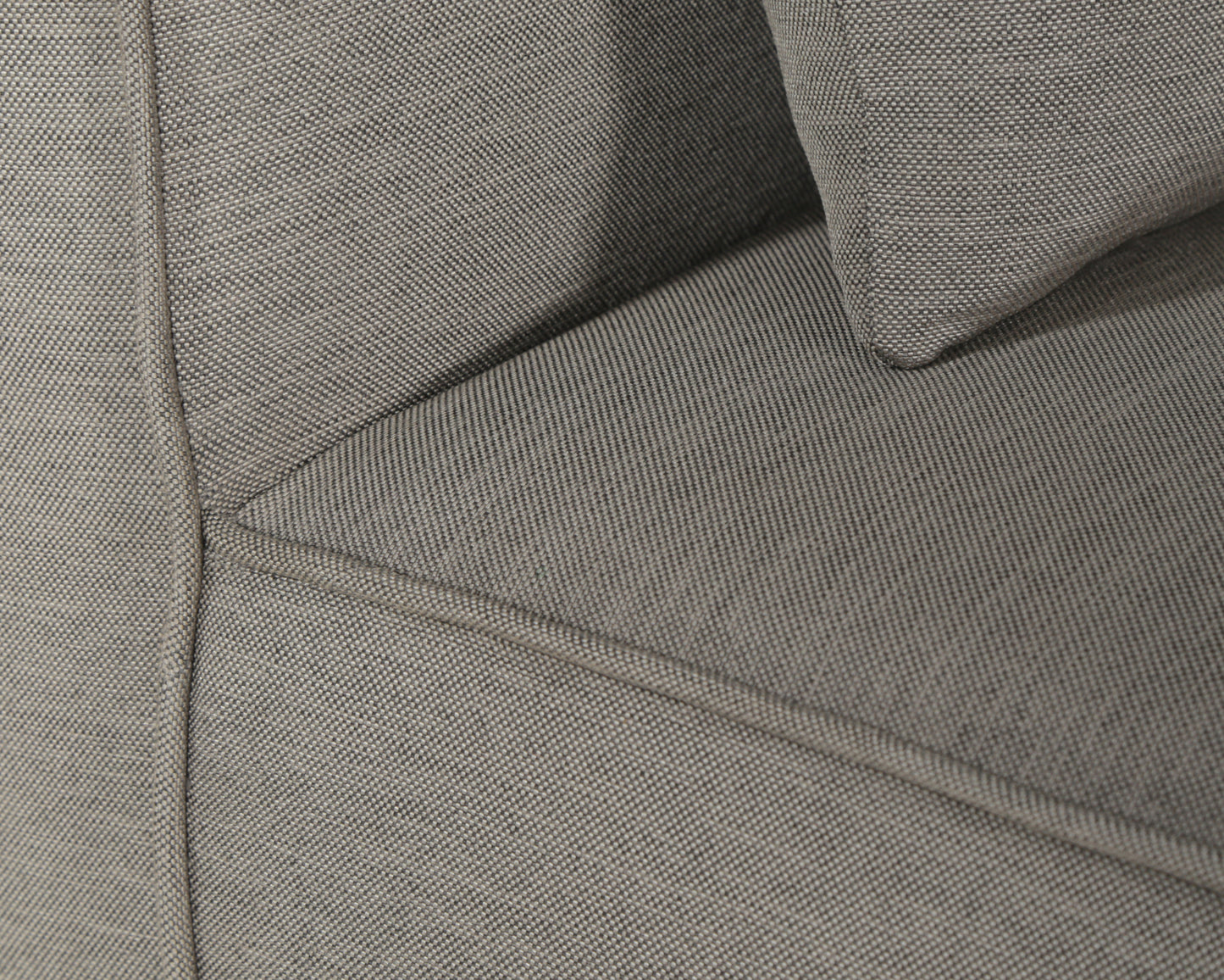 NAHLA CARBONIA SWIVEL LOUNGE CHAIR - PALAZZO TAUPE