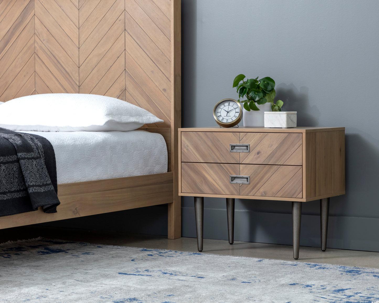 NAHLA GREYSON BED - QUEEN - LIGHT ACACIA