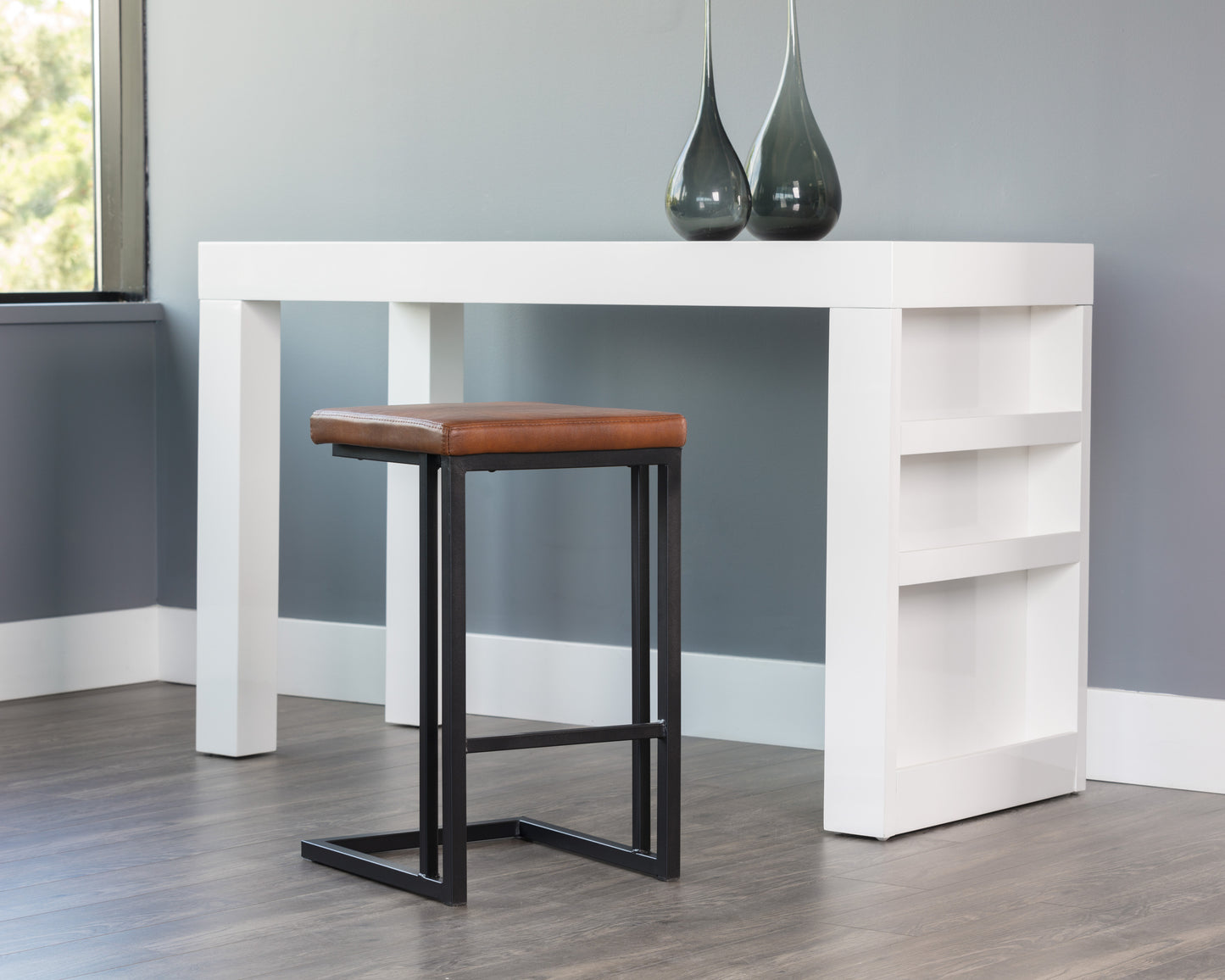 NAHLA BOONE COUNTER STOOL - BLACK - BRAVO COGNAC