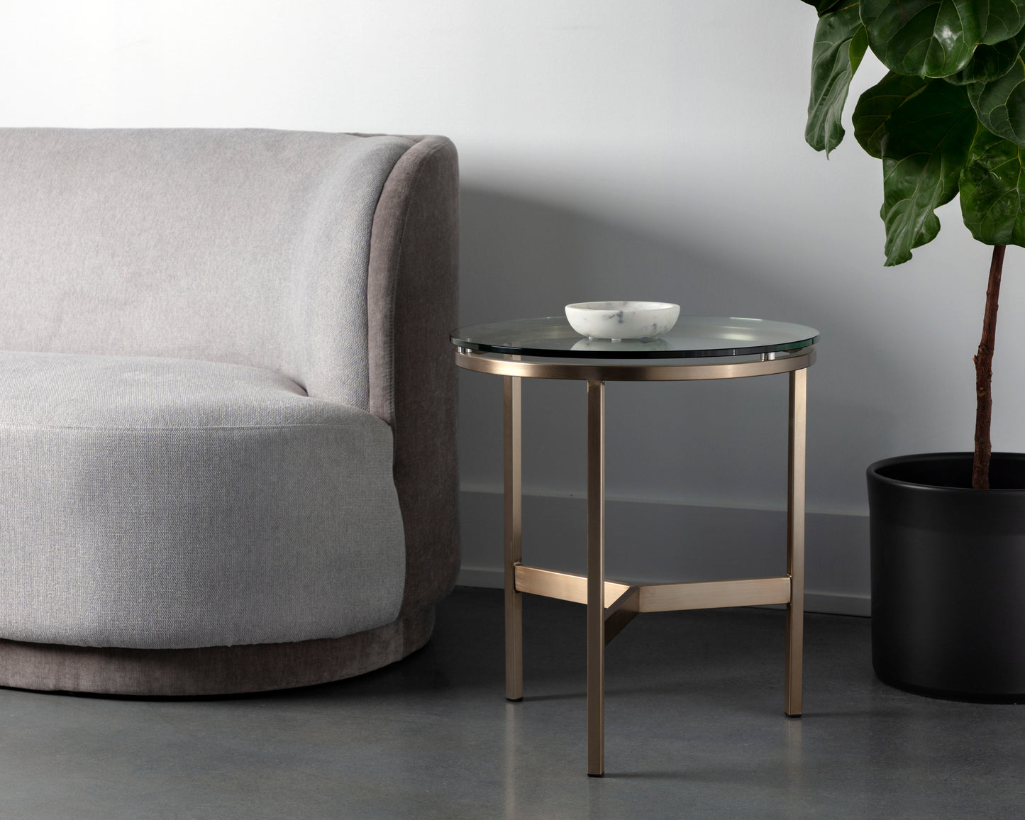 NAHLA FLATO END TABLE - ANTIQUE BRASS